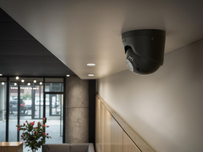 IP-Камера дротова Ajax TurretCam HL black, 8мп, 2.8мм, гібридне підсвічування IR 50м, білий Led 50м, Poe, True WDR, IP 65, ІЧ 50м, аудіо, кут огляду 100&deg; до 110&deg;, купольна, чорна 000059519 фото