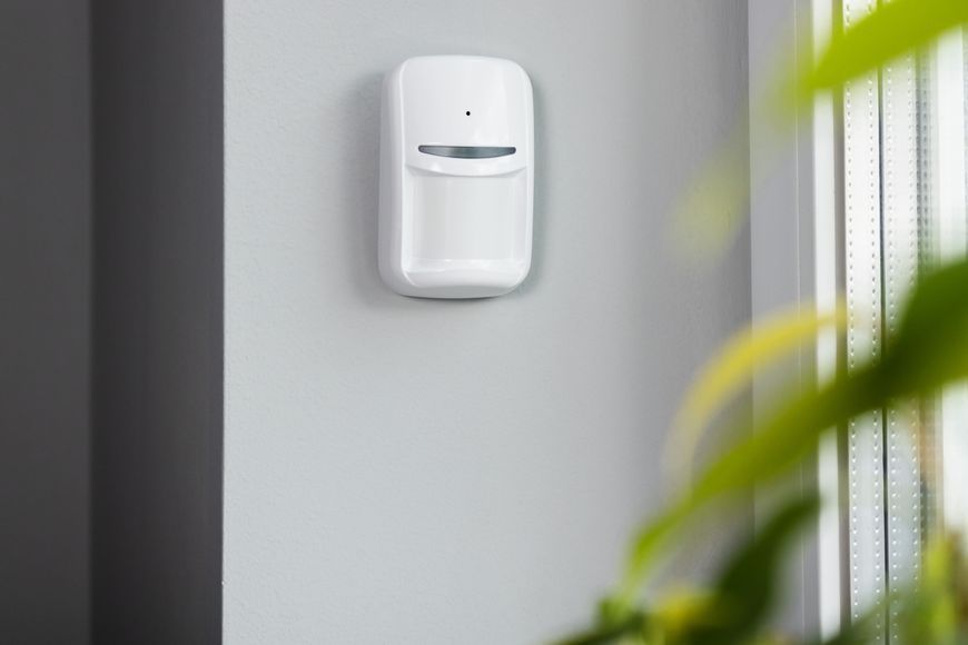 Датчик движения та розбиття скла шторный U-Prox PIR Combi VB White, беспроводной, белый 4820261372281 фото