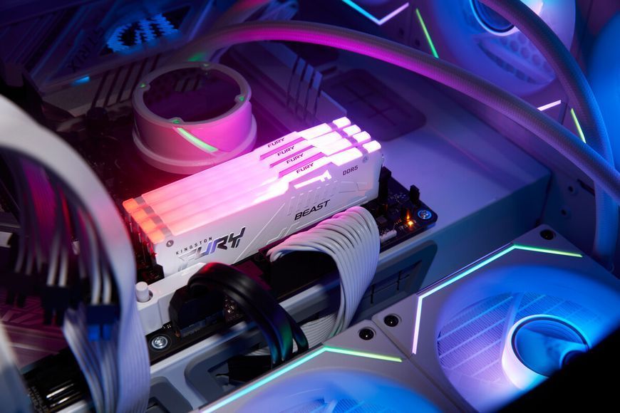 Память ПК Kingston DDR5 16GB 5600 FURY Beast RGB EXPO Белый KF556C36BWEA-16 фото