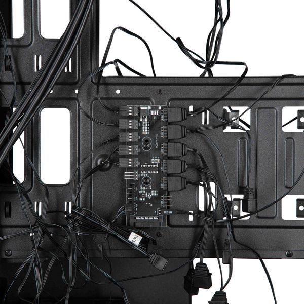 Корпус 2E GAMING Aruba G3313B, без БЖ 1xUSB3.0, 2xUSB2.0, 5x120мм ARGB, VGA 300мм, LCS ready, HUB, TG Side Panel, ATX, чорний 2E-G3313B фото